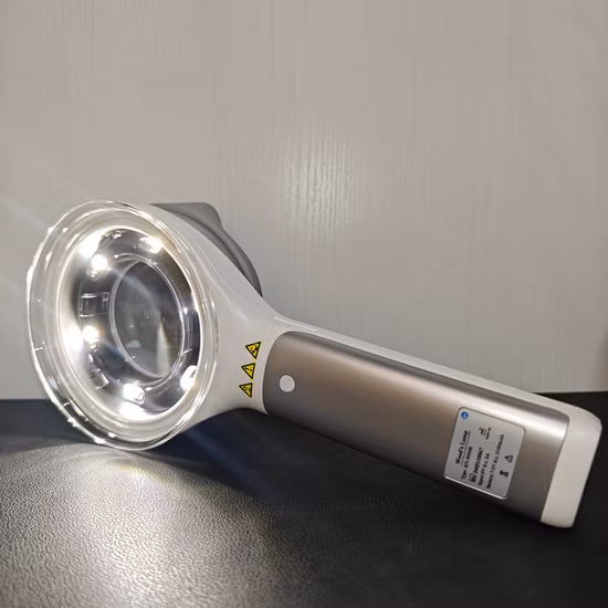 Wood's Lamp UVA ブラックライト皮膚炎診断皮膚分析装置の価格